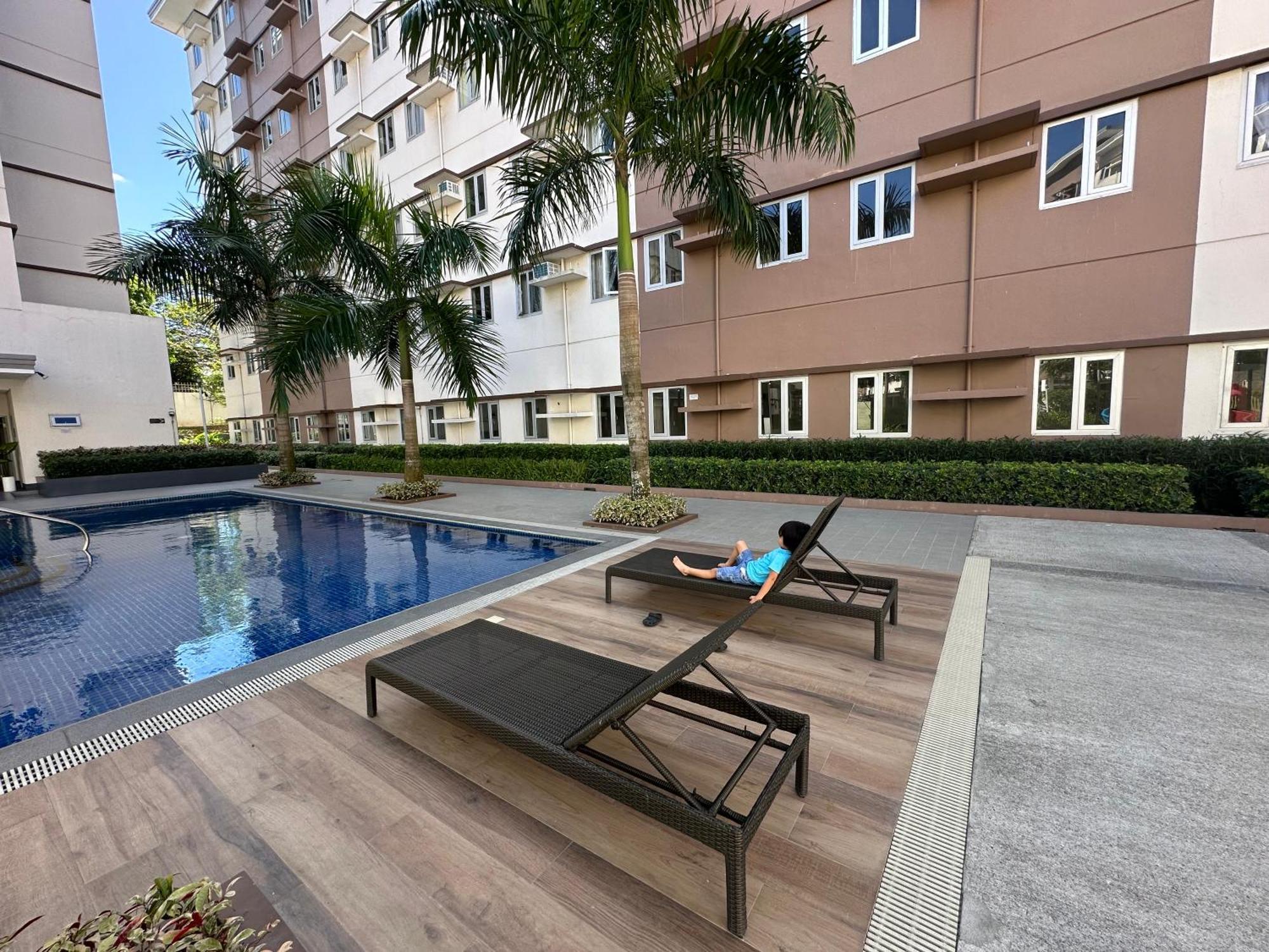 Starlight Suites Trece Martires Exterior photo