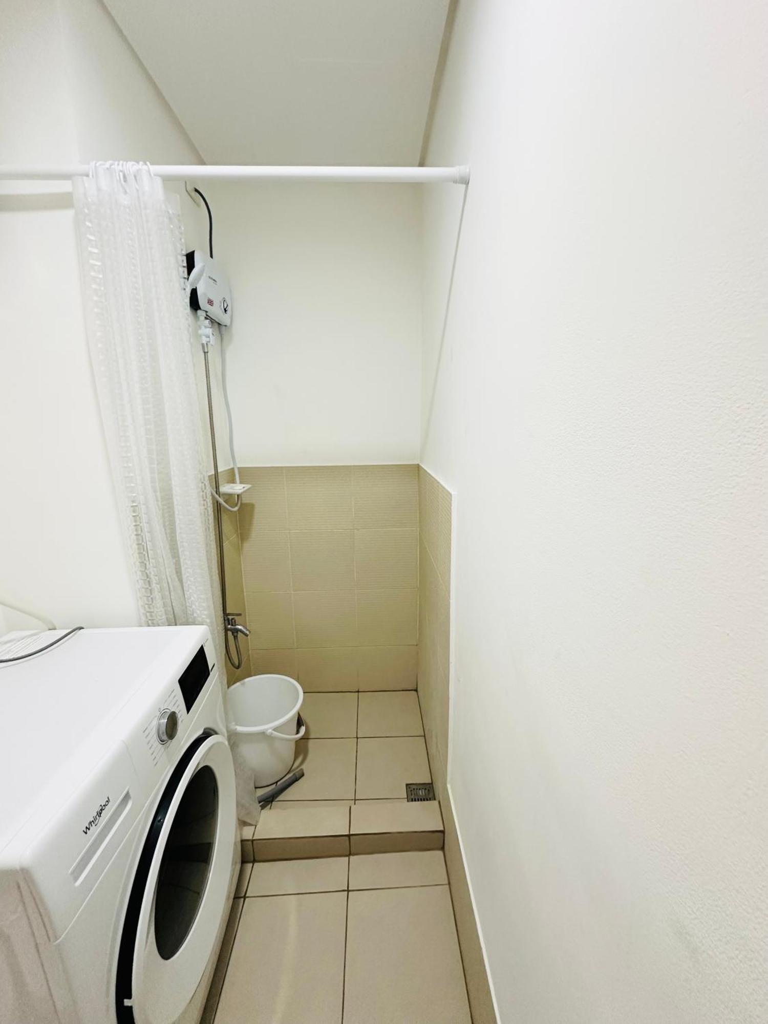 Starlight Suites Trece Martires Exterior photo