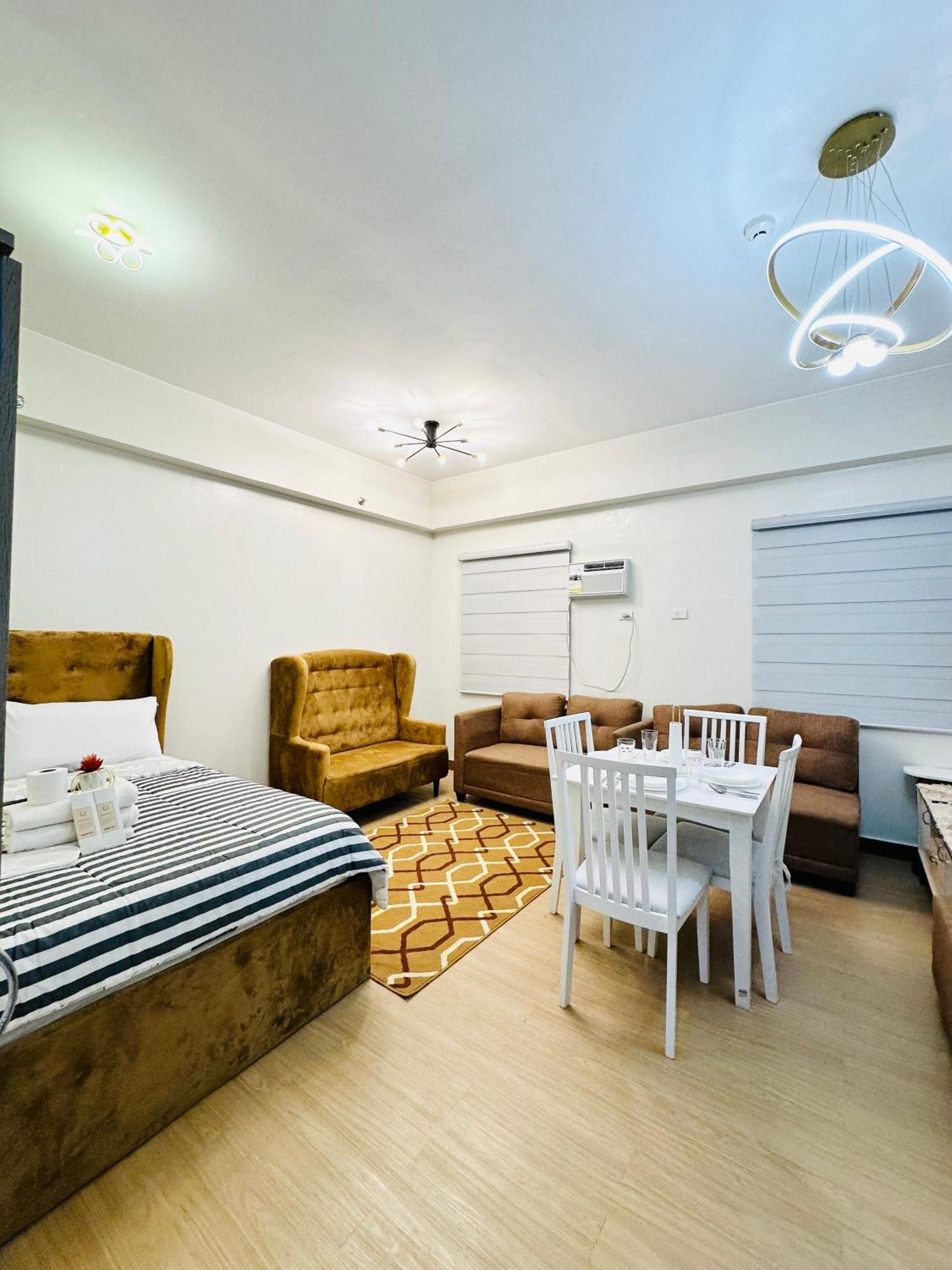 Starlight Suites Trece Martires Exterior photo