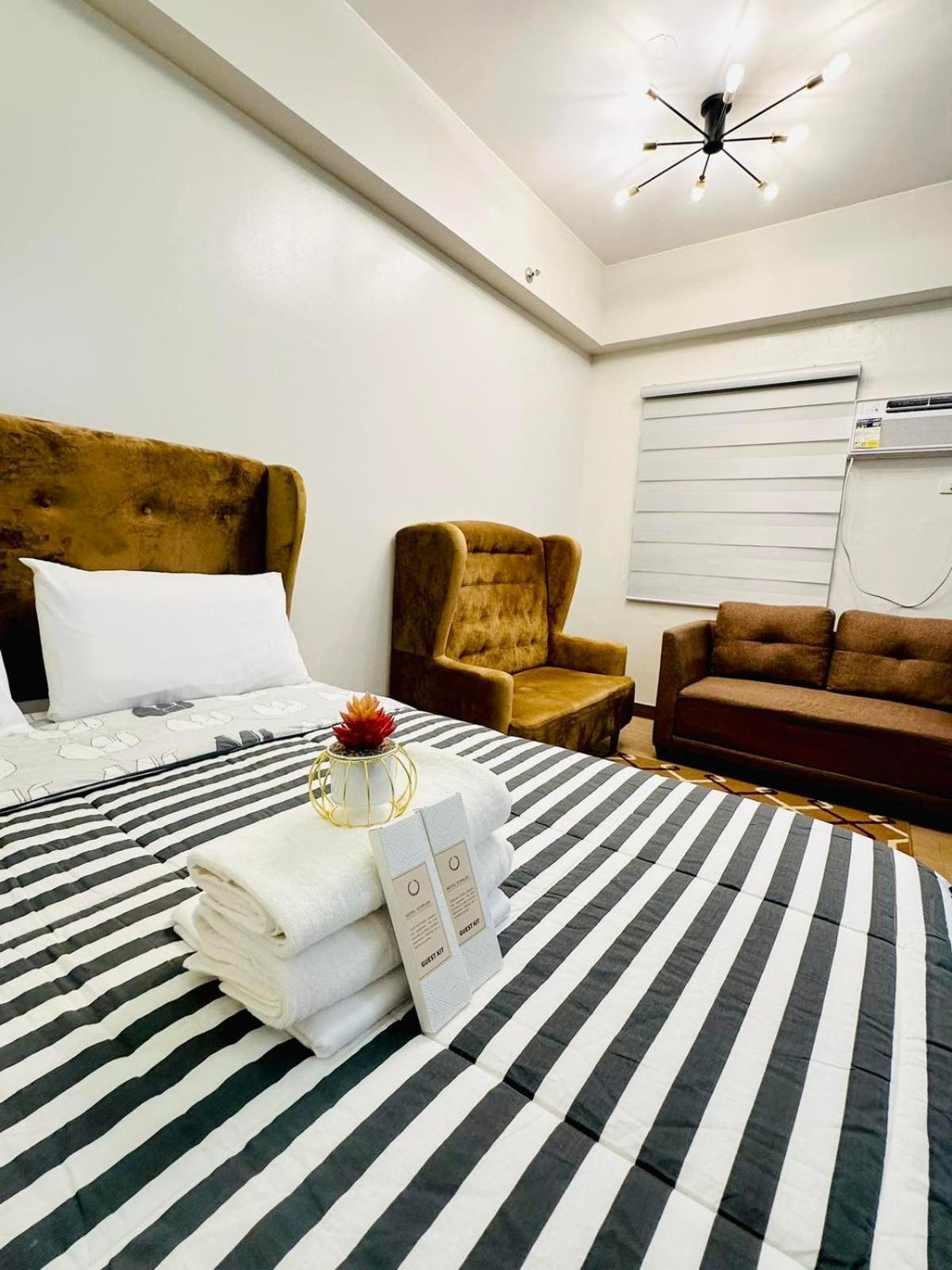 Starlight Suites Trece Martires Exterior photo